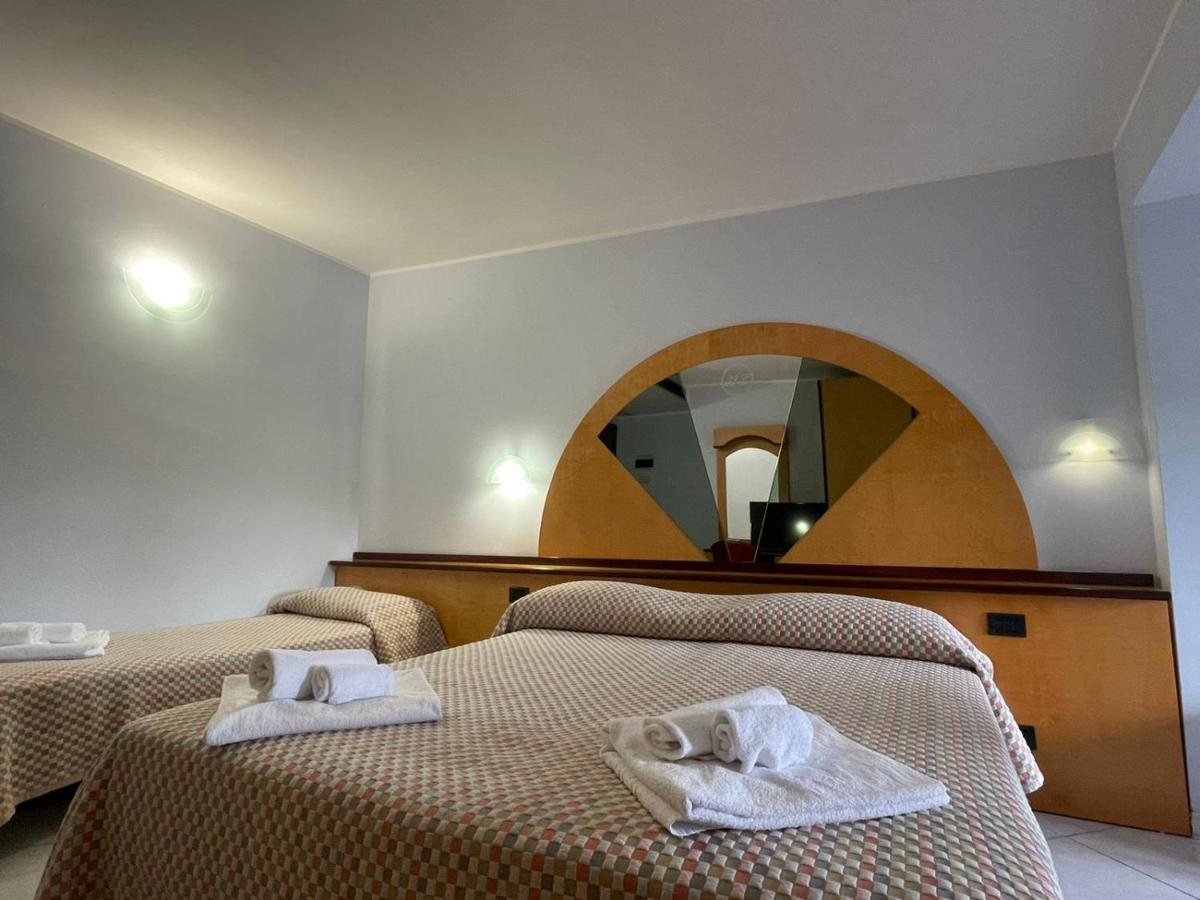 Hotel Solaris Casalbordino Ngoại thất bức ảnh